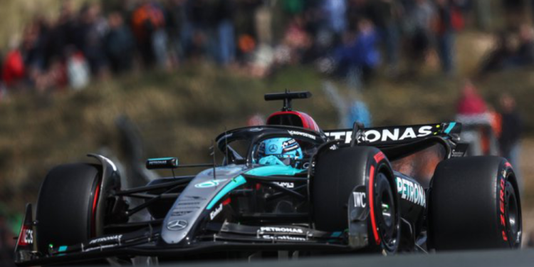 Russell lidera segundo treino livre para o GP da Holanda