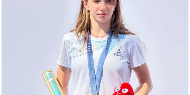 Ginasta romena recebe medalha de bronze após decisão do CAS