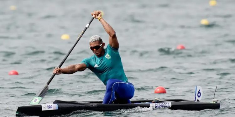 Isaquias fecha Campeonato Brasileiro de canoagem velocidade com seis ouros