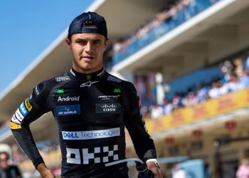 Norris reclama de punição e diz que Verstappen também excedeu limites de pista