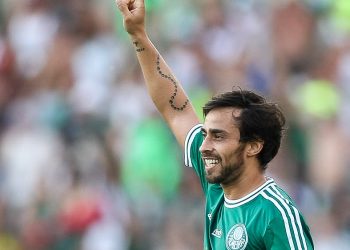 Ex-jogador Jorge Valdivia é preso no Chile sob acusação de crime sexual