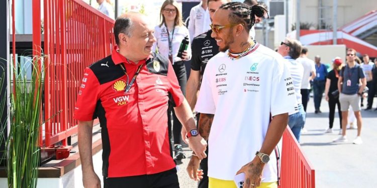“Chegada de Hamilton confirma que temos o carro certo”, diz chefe da Ferrari