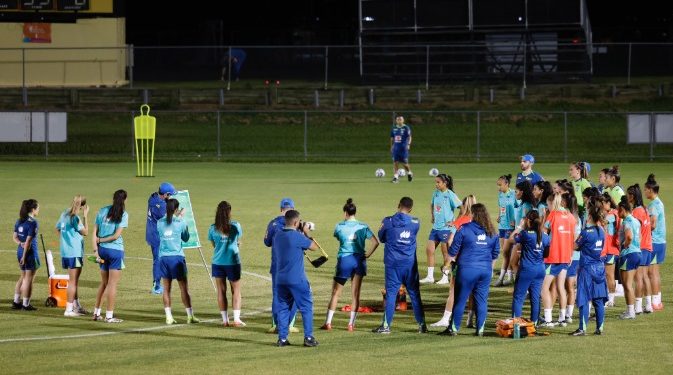 Com grupo completo, seleção realiza segundo treino em Brisbane