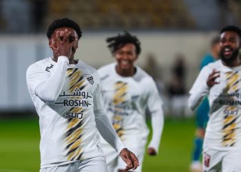 Al Ittihad vence Al Orobah e assume a liderança provisória da Liga Saudita
