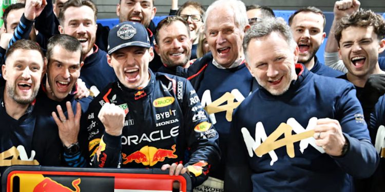 Horner exalta Verstappen após conquista do tetra: “Está entre os maiores de todos os tempos”