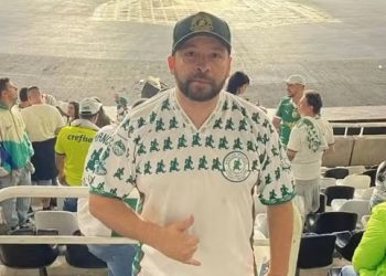 Foragido, ex-presidente da Mancha se entrega à polícia