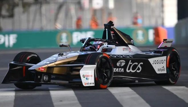 Após largar em último, Mitch Evans vence o E-Prix de São Paulo da Fórmula E