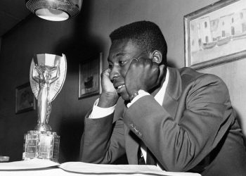 Dois anos sem Pelé, o Rei do Futebol
