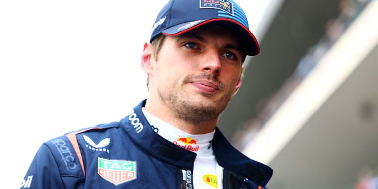 “Verstappen não é favorito ao título em 2025”, diz ex-piloto da F1
