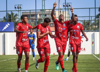 Líder Maricá empata com o Sampaio Corrêa no fim e segue invicto no Carioca