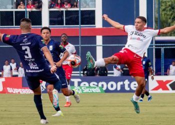 Maricá marca nos acréscimos e arranca empate contra o Bangu