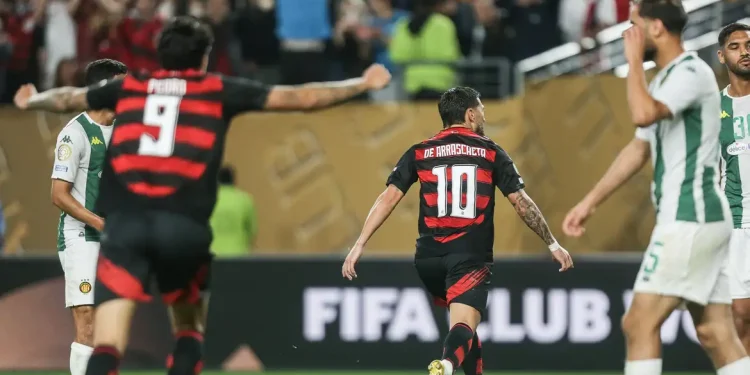 Flamengo vence o Espérance em estreia na Copa do Mundo de Clubes