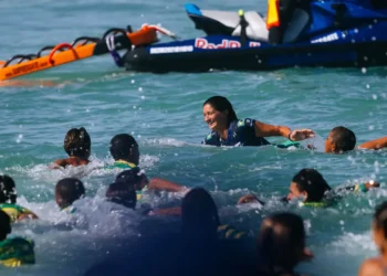 Luana Silva para em australiana e é vice-campeã em Saquarema