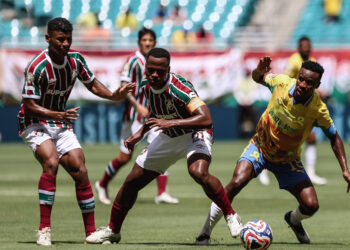 Fluminense empata com Mamelodi e garante vaga nas oitavas da Copa do Mundo de Clubes