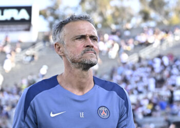 Luis Enrique elogia atuação do Botafogo: “Equipe que melhor se defendeu contra nós”