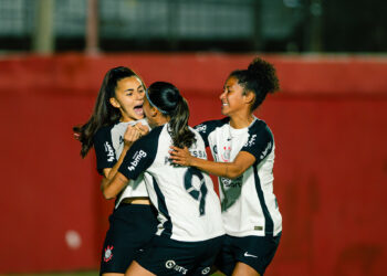 Corinthians elimina Cruzeiro e avança na Copa do Brasil