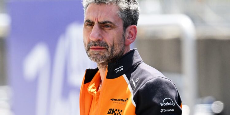 Chefe da McLaren admite surpresa com temporada dominante em 2025