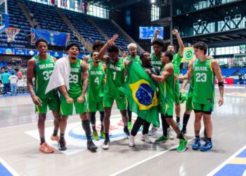 Brasil derrota a República Dominicana e vai à semi da AmeriCup