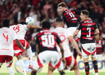 Antes de partida da Libertadores, Inter e Flamengo se reencontram pelo Brasileirão