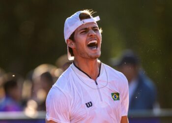 João Bonini vence argentino de virada e fatura o ouro no tênis no Pan Júnior