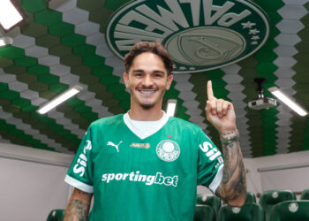 Palmeiras anuncia contratação do lateral-direito Khellven
