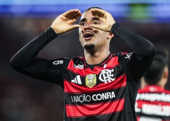 Samuel Lino, do Flamengo, é convocado para a Seleção Brasileira