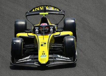 Roman Stanek conquista pole position inédita na F2 na Hungria