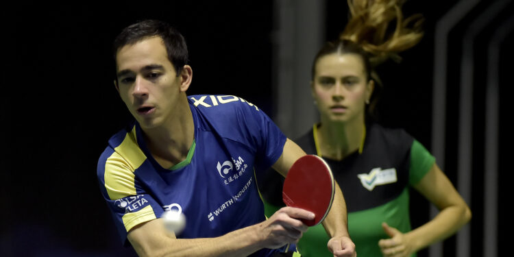 Calderano e Takahashi avançam às oitavas de final nas duplas no Smash da China