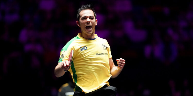 Calderano vence alemão em jogo equilibrado e vai à semifinal do WTT de Macau