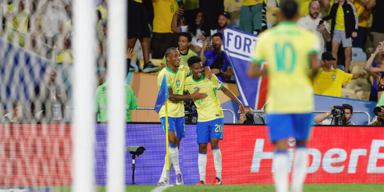 Brasil vence o Chile no último jogo em casa nas Eliminatórias
