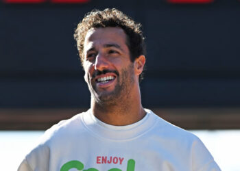 Daniel Ricciardo se aposenta das pistas e mira novo capítulo no automobilismo