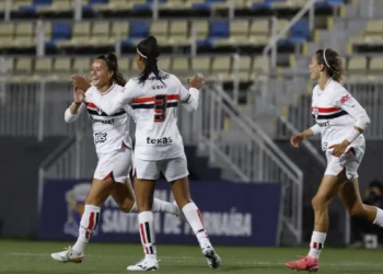 São Paulo vence clássico e avança na Copa do Brasil Feminina