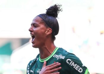 Transferência de Amanda Gutierres é a 5ª mais cara do futebol feminino mundial