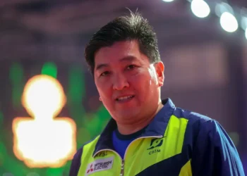 Ex-mesatenista Hugo Hoyama recebe alta após passar por cirurgia no coração