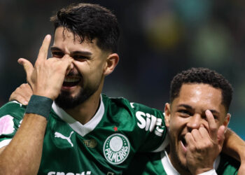 Palmeiras vence o Vasco em casa para assumir a vice-liderança do Brasileirão