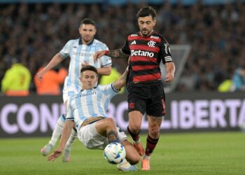 Flamengo mostra raça e garante presença na final da Libertadores