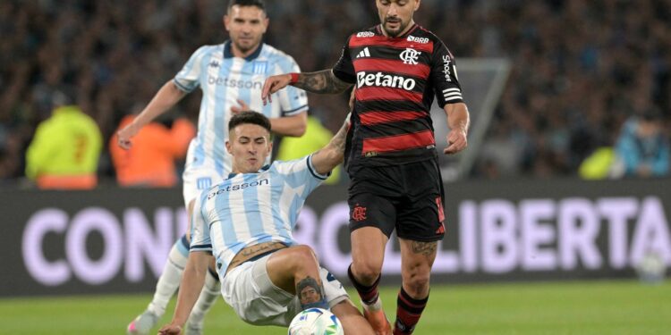 Flamengo mostra raça e garante presença na final da Libertadores