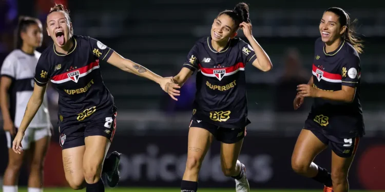 São Paulo vence o Olimpia e avança na Libertadores Feminina