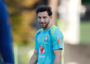 Carlos Augusto projeta amistosos e alerta para disciplina tática dos asiáticos