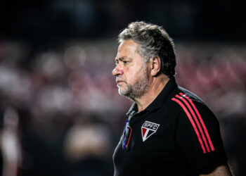 Casares culpa mudança no calendário por ausência do Morumbi na reta final da temporada