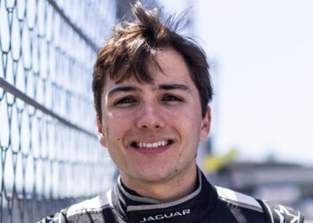 Enzo Fittipaldi testa novamente com a McLaren na Indy