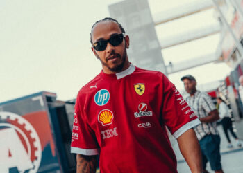 Hamilton lembra desejo de Senna e diz: “Vai ser incrível pilotar a Ferrari em Interlagos”
