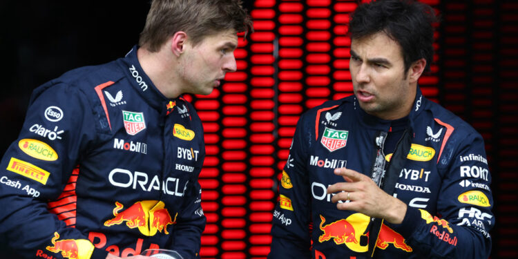 Pérez: “Ninguém sobreviveria ao lado de Verstappen, nem Hamilton ou Leclerc”