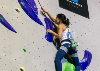 Marina Dias é ouro na etapa de Laval da Copa do Mundo de paraescalada