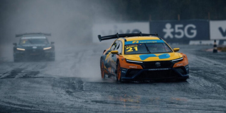 Thiago Camilo domina corrida na chuva e vence etapa de Campo Grande da Stock Car