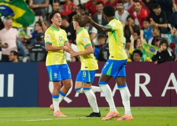 De novo com emoção, Brasil vence o Marrocos e está na semifinal do Mundial Sub-17