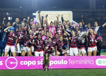 Flamengo goleia o Grêmio e é bicampeão da Copinha Feminina