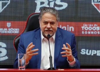 Ministério Público recebe denúncia anônima contra diretoria do São Paulo