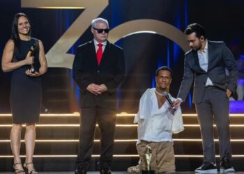 Carol Santiago e Gabriel Araújo são os melhores do ano no Prêmio Brasil Paralímpico