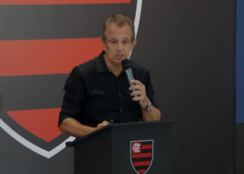 Um presente de Natal para o torcedor do Flamengo. E de grego para os rivais